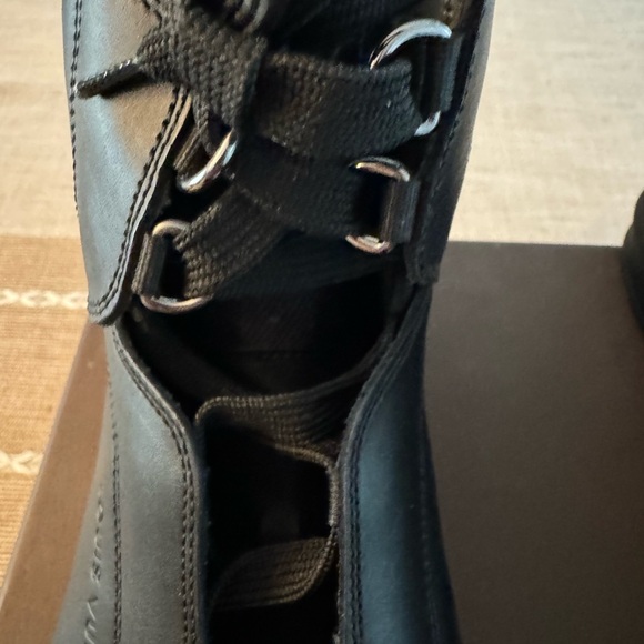 Louis Vuitton **Brand New** Souliers sneakers 10.5LV 11.5us mens - Picture 11 of 15